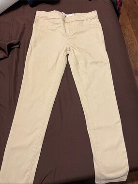 Levi's Cream Pull-On Jegging